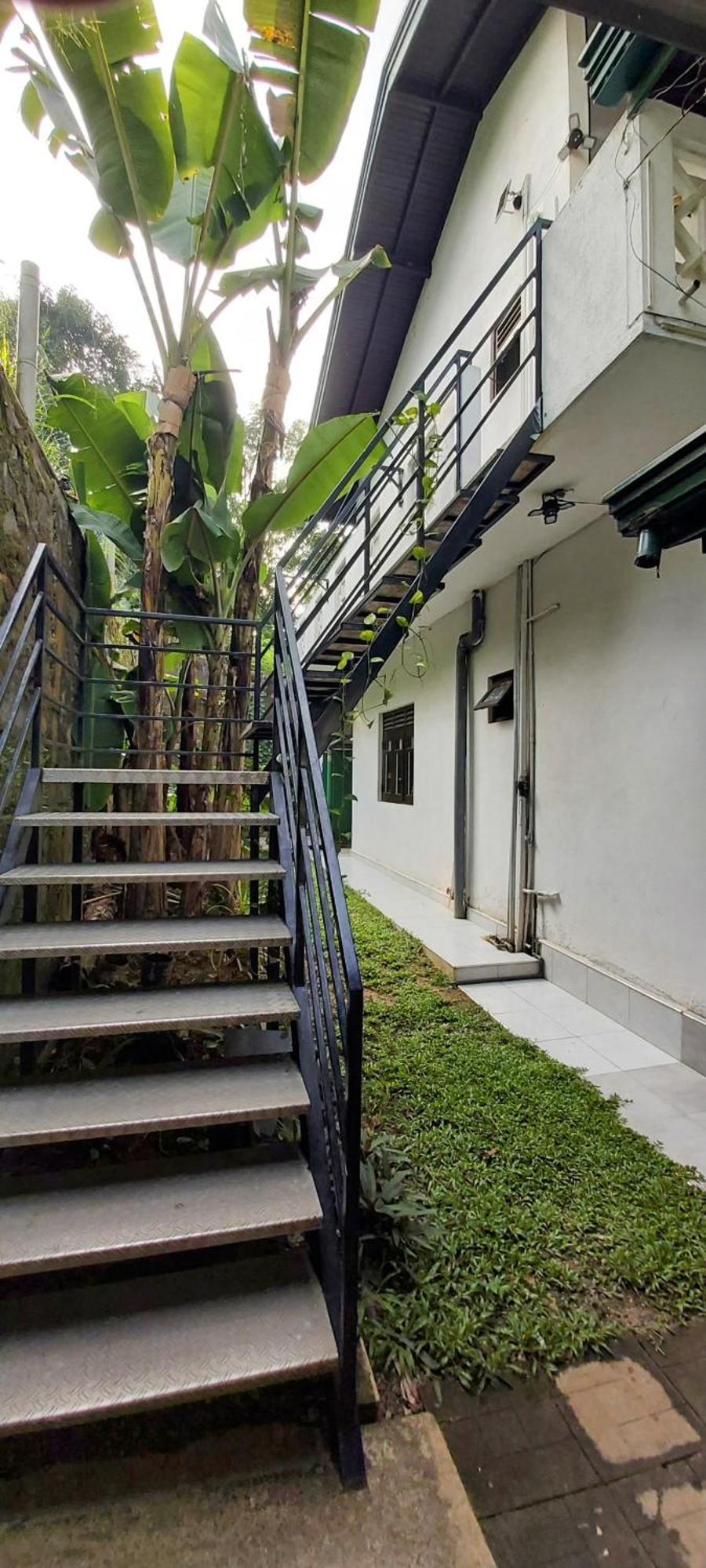 Villa Senan - 2 Apartments - Mirissa Room photo
